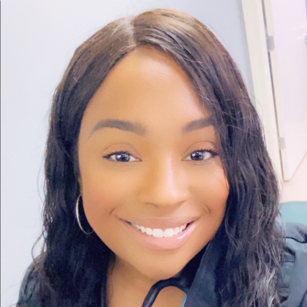 Meet your Posher, Lindsey